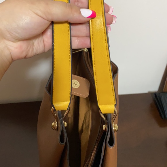 DELETE - Picture 14 of 14